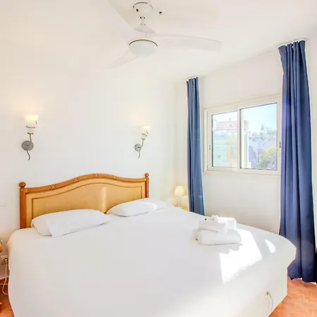 Apartment Mistral - Appartement 3 Chambres, Piscine, Rooftop, Climatisation Et Parking *