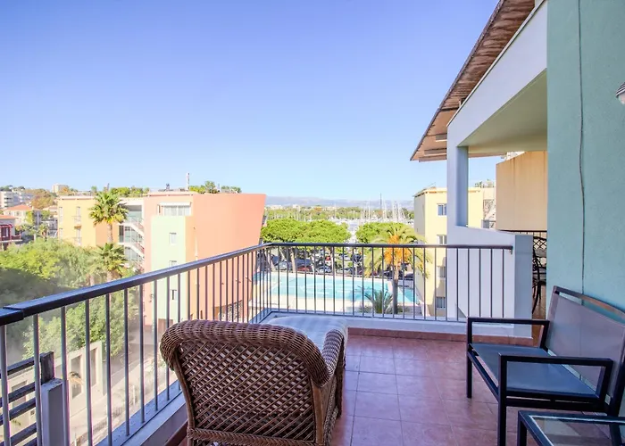 Mistral - Appartement 3 Chambres, Piscine, Rooftop, Climatisation Et Parking Apartment Antibes