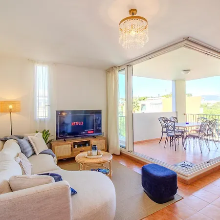 Mistral - 3 Chambres, Piscine, Rooftop, Climatisation Et Parking Appartement