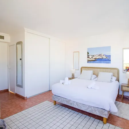 Mistral - 3 Chambres, Piscine, Rooftop, Climatisation Et Parking * Antibes