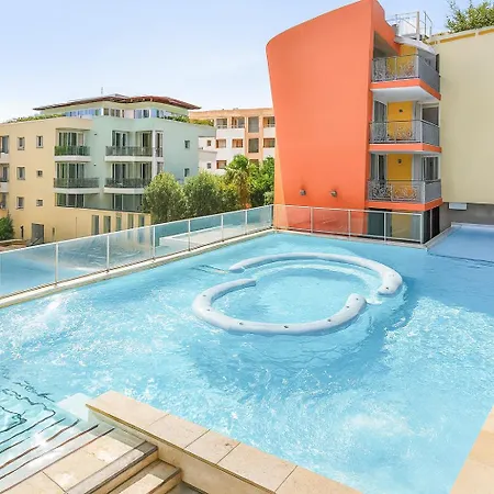 Apartment Mistral - 3 Chambres, Piscine, Rooftop, Climatisation Et Parking Antibes