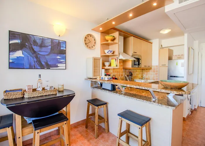 Mistral - Appartement 3 Chambres, Piscine, Rooftop, Climatisation Et Parking Διαμέρισμα *